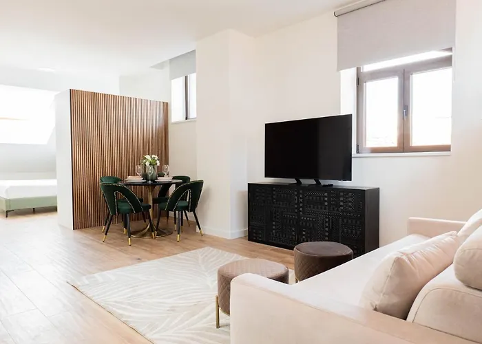 Suite 1907 Oviedo Collection